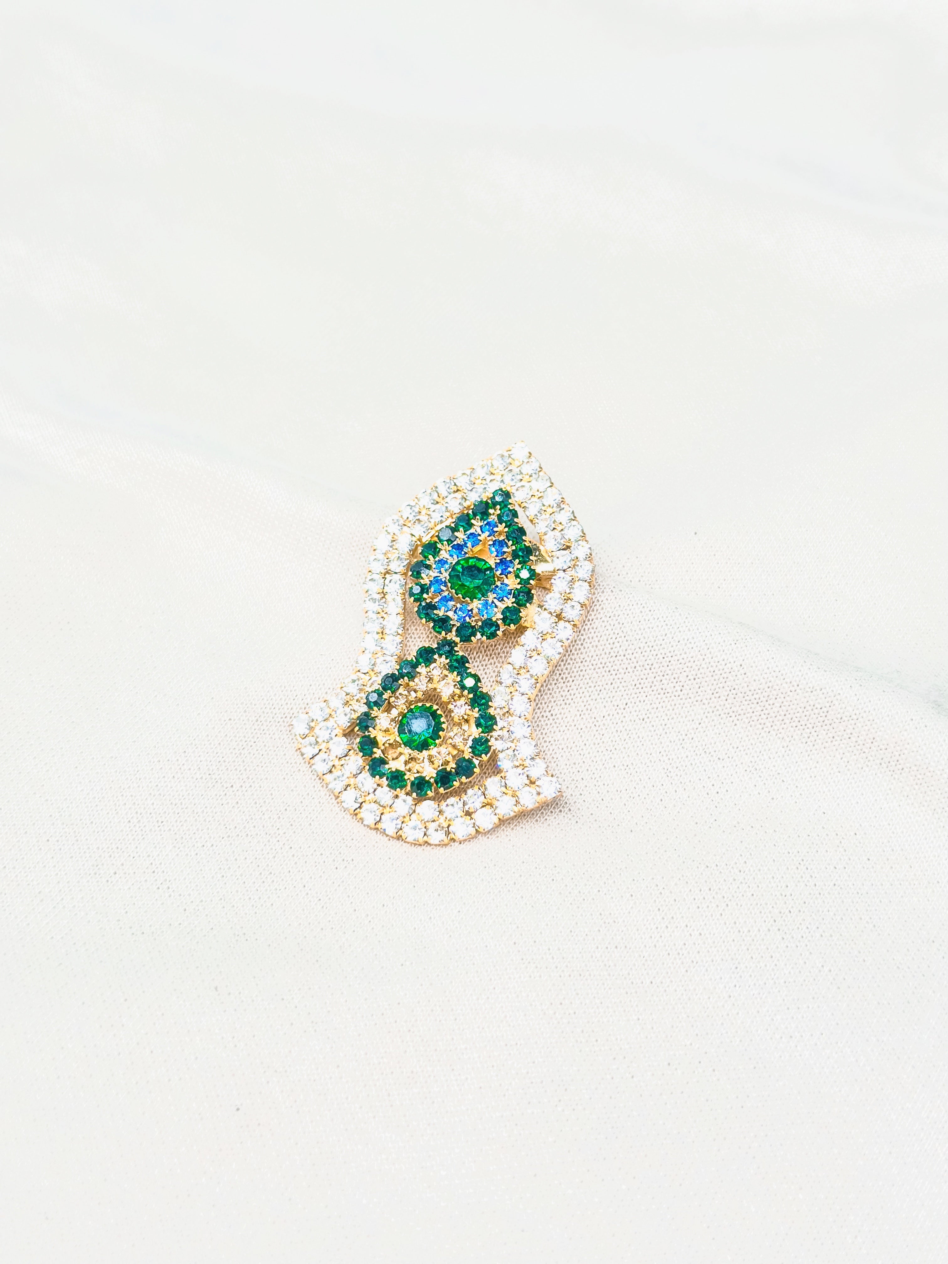 Nalayn Pin | Broche v3