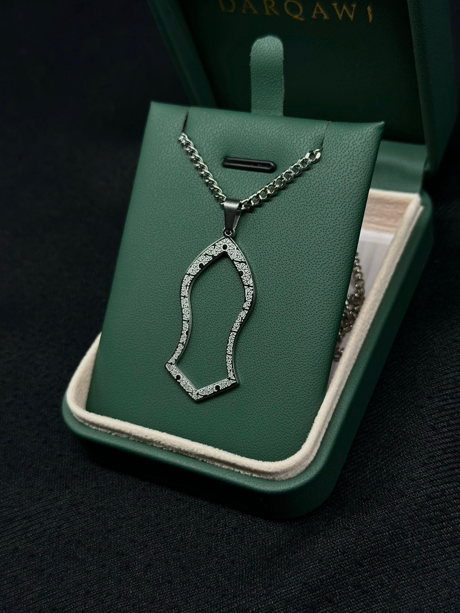 The Nalayn Necklace | Geometric