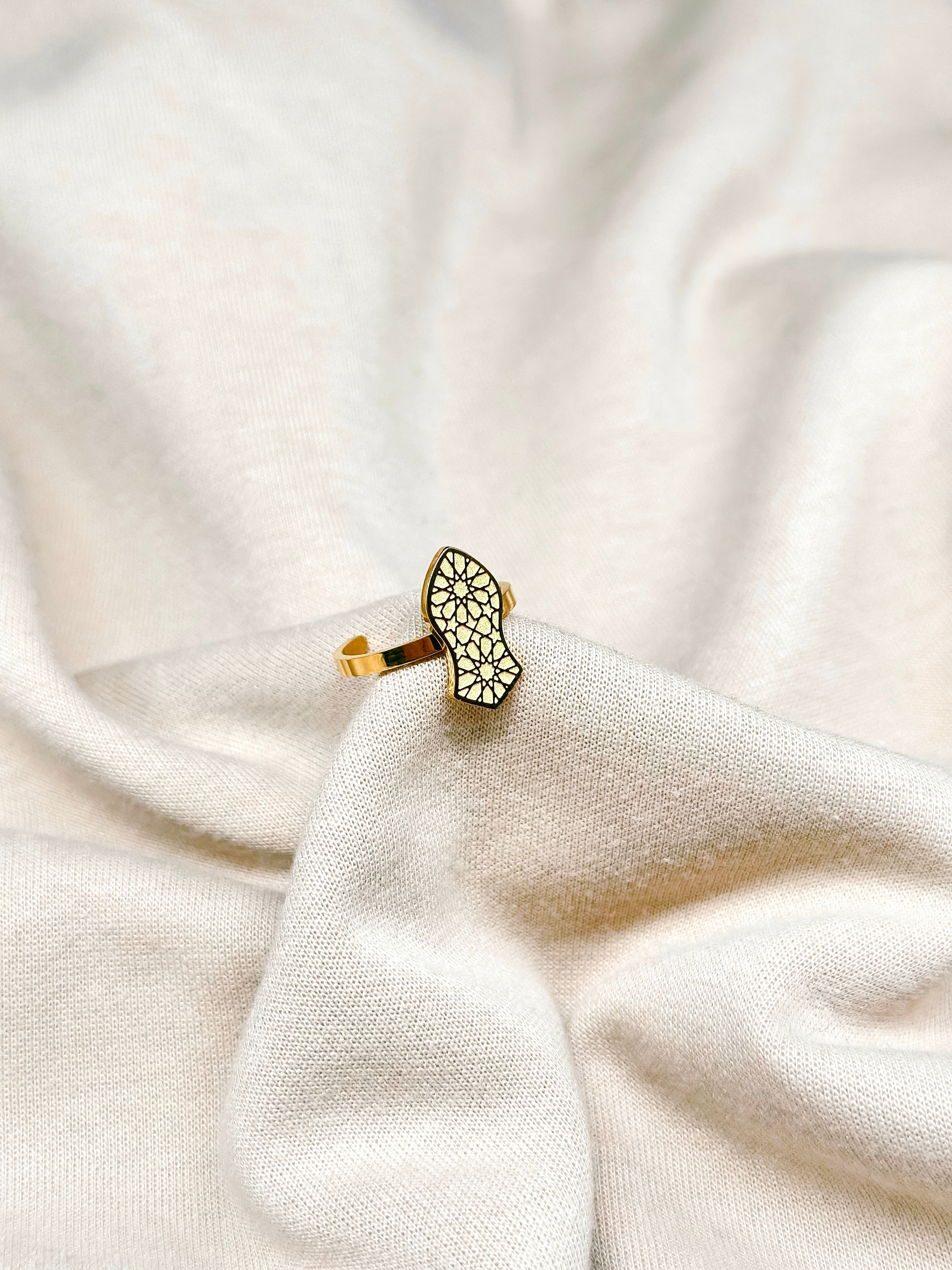 The Nalayn Ring | Adjustable