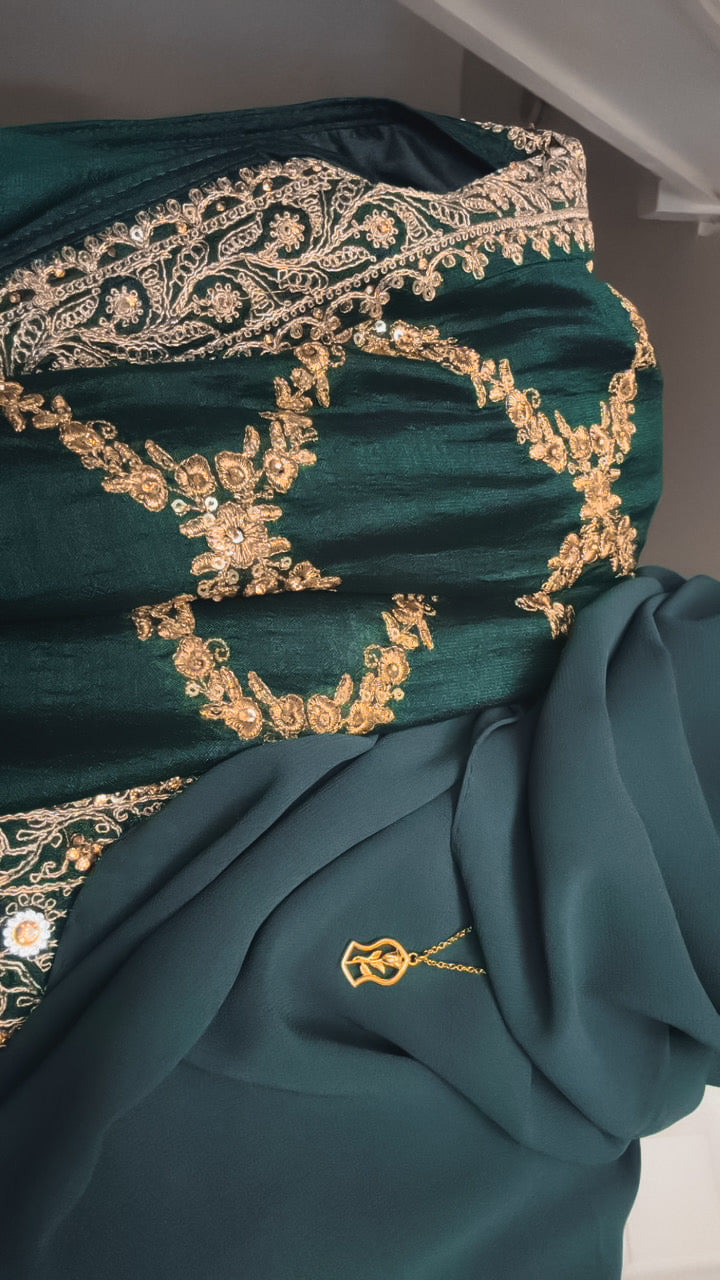 The Rose Of Madinah